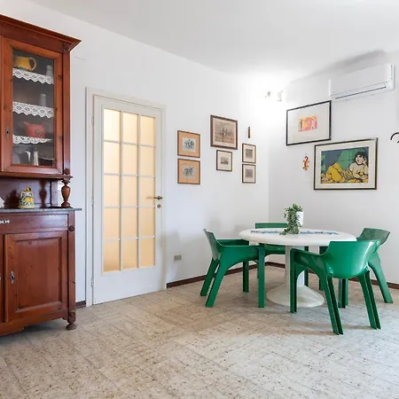 Sardinia Re - Garibaldi Penthouse - Free Parking Apartament