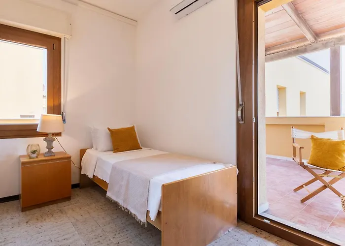 Sardinia Re - Garibaldi Penthouse - Free Parking Appartement *