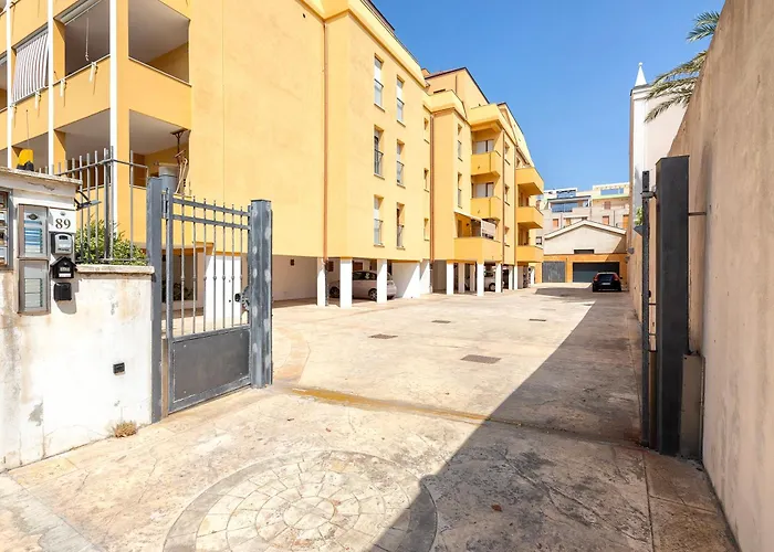 Sardinia Re - Garibaldi Penthouse - Free Parking Alghero