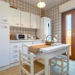 公寓 Sardinia Re - Garibaldi Penthouse - Free Parking