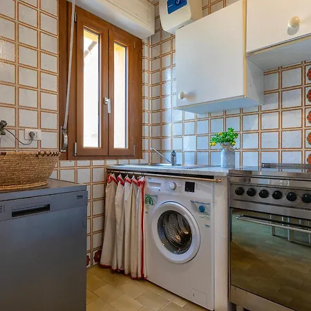 Sardinia Re - Garibaldi Penthouse - Free Parking