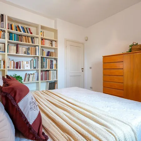 Sardinia Re - Garibaldi Penthouse - Free Parking Apartment *