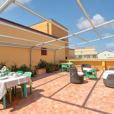 Sardinia Re - Garibaldi Penthouse - Free Parking