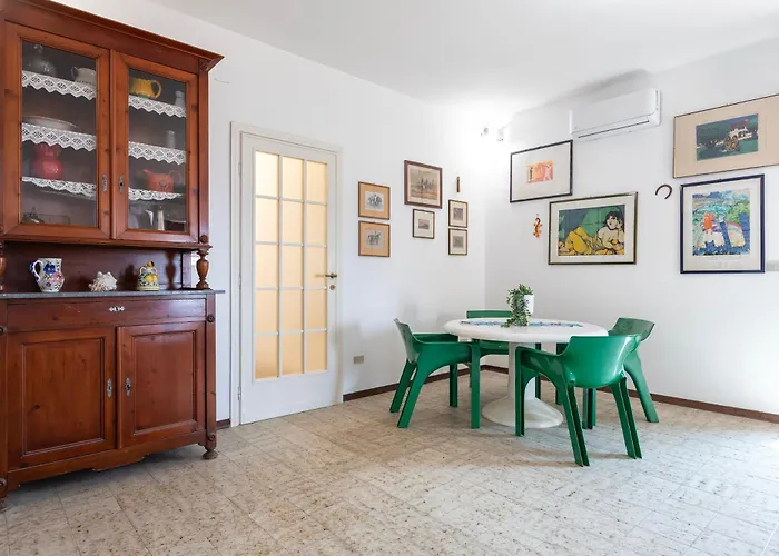 Sardinia Re - Garibaldi Penthouse - Free Parking Appartement